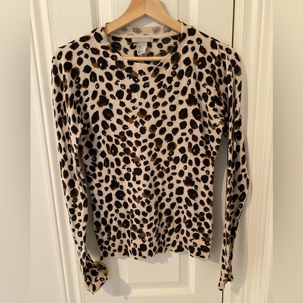 H&M Knit Top - Size Small